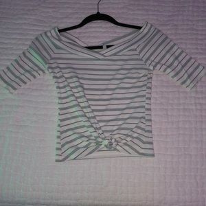 Off the shoulder short sleeve crop top